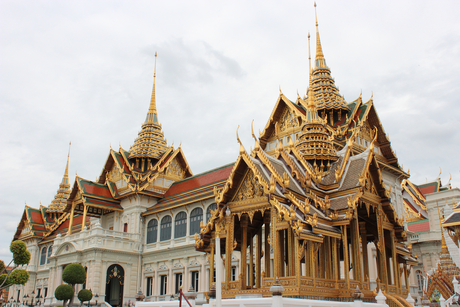 В Таиланде началось прощание с королём Пхумипоном Адульядетом